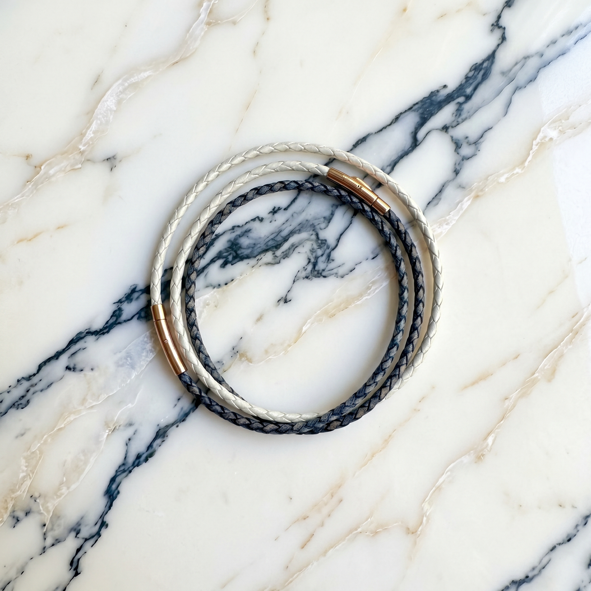 Bracelet cuir modulaire sur‑mesure Bleu Antique & Blanc Nacre Equilibre Azur, LifeCircle